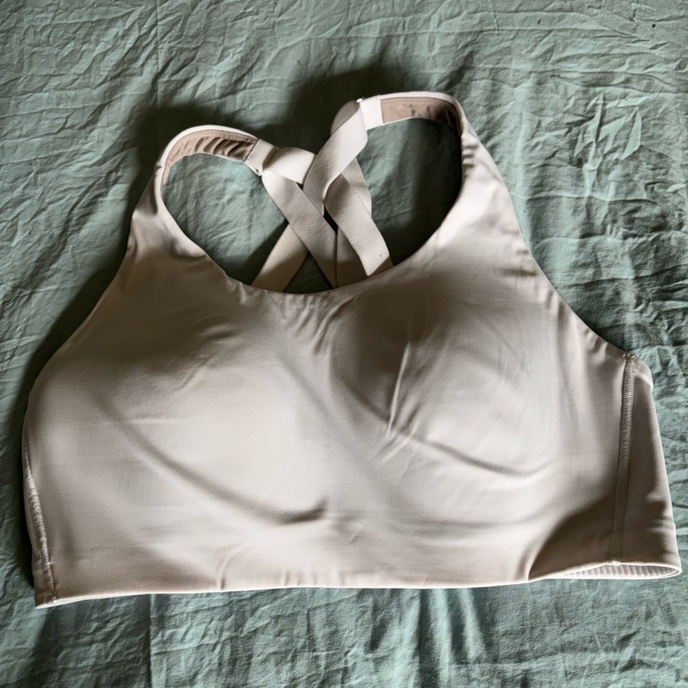 Lululemon bra